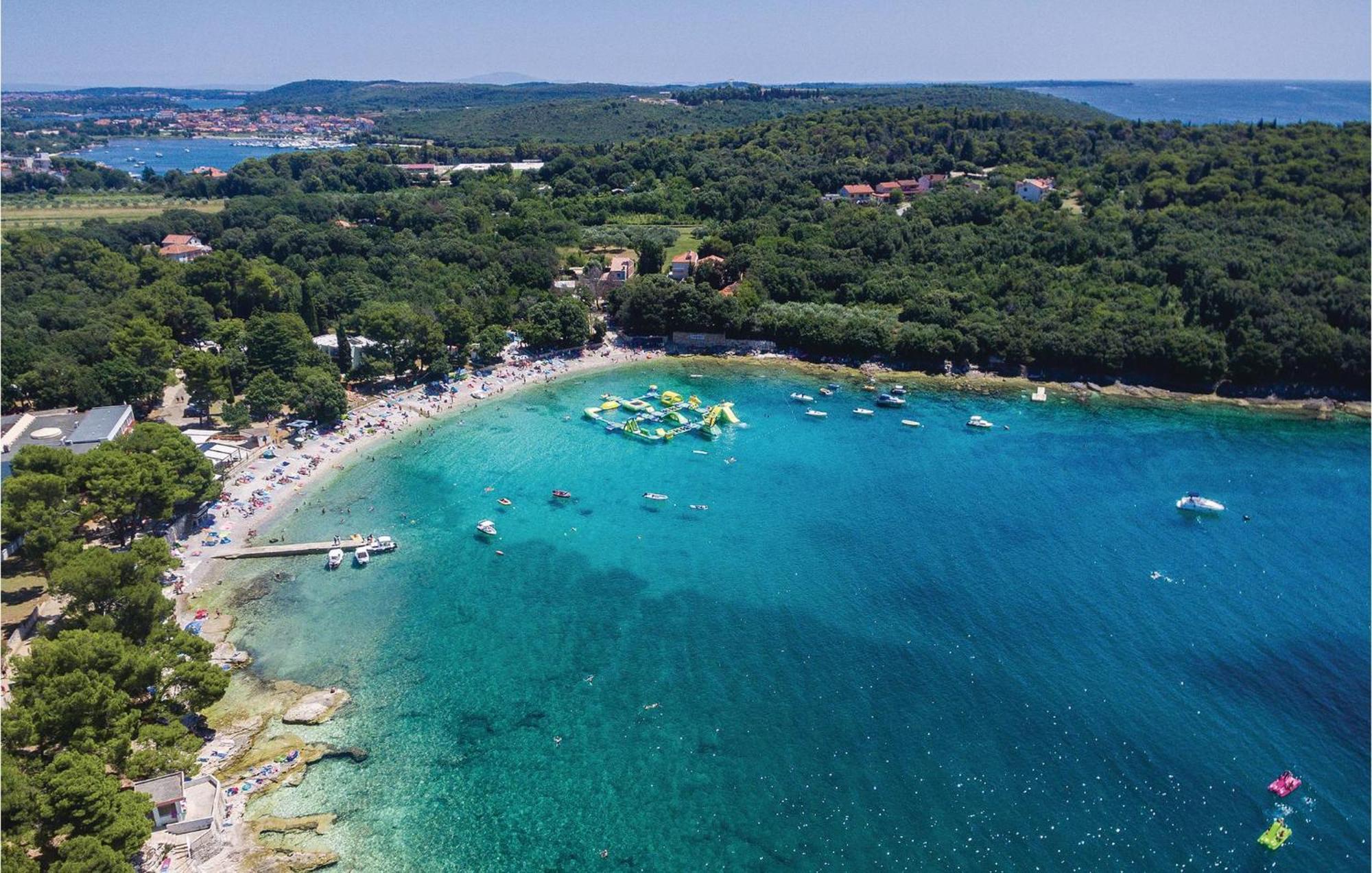 Stunning Apartment In Pula With House Sea View Apartment *