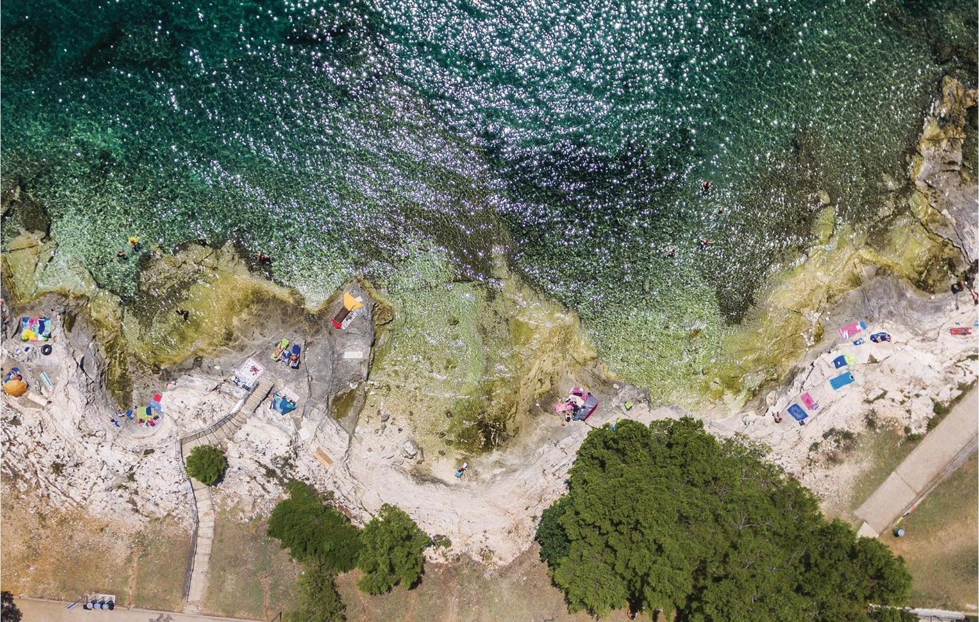 Apartment Stunning Apartment In Pula With House Sea View *